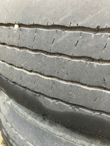 225/90r17.5 ホイール付き　6穴　日野レンジャー　等　曲がり無し