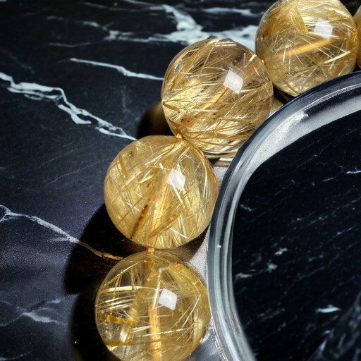 【超品質】ゴールドタイチンルチルクォーツ　15～16mm