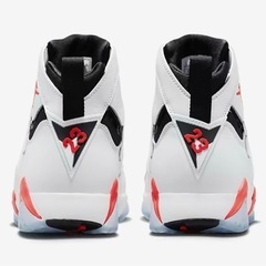 ジョーダン7 レトロ 30cmの画像