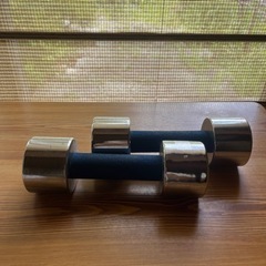ダンベル 4kg 2つセット