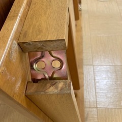 しっかりとしたダイニングテーブルです。の画像