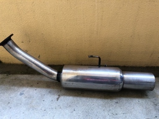 100系ハイエースマフラー
