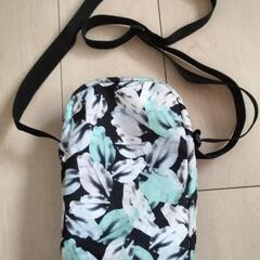 PUMA　プーマ　ショルダーバッグの画像