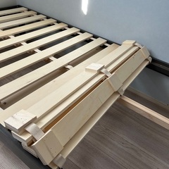 ベッドフレーム　セミシングル　の画像