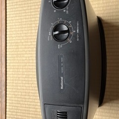 セラミックファンヒーターの画像