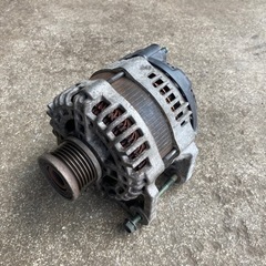 C25セレナ　オルタネーター