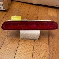 ハイエース200純正ハイマウント