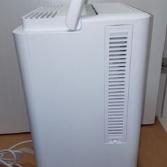 アイリスオーヤマ　コンパクトクーラー【ICA-0301Gホワイト】の画像