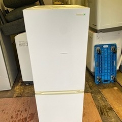北九州市内配送無料　保証付き　HERBRelax（ハーブリラックス） YRZ-F15E1(W) 2ドアノンフロン冷凍冷蔵庫(156L・右開き) ホワイト