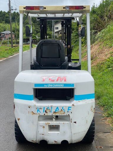 【V-0064】TCM　ユニキャリア　FD25T14　2.5t　フォークリフト　AT　最大揚高3000mm　ノーパンクタイヤ