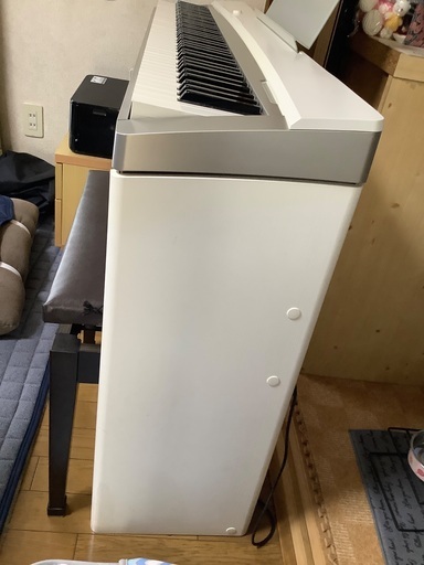 電子ピアノ　casio privia 