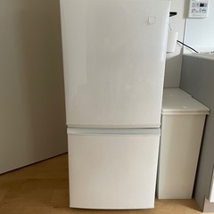 冷蔵庫(137L)