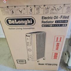 値下げ致しました❗デロンギ（DeLonghi）
オイルヒーター 2010年式の画像
