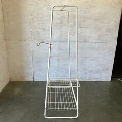 【ジモティ限定特価】 アイリスオーヤマ スタイル物干し HKM-900の画像