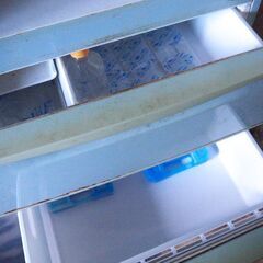 4ドア冷蔵庫差し上げます．の画像