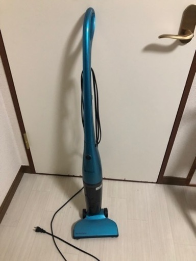 掃除機　コンパクト