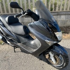 ☆マジェスティ125.低燃費FIモデル☆タイヤ・シート・プラグな...