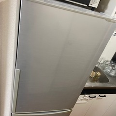 引っ越しのため出品。冷蔵庫の画像