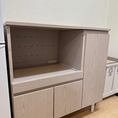 【8/31まで最終値下】LOWYA 食器棚の画像