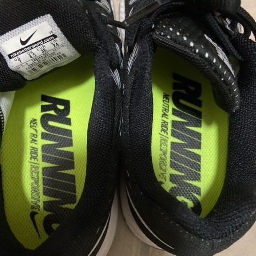 NIKE  靴　シューズ　美品