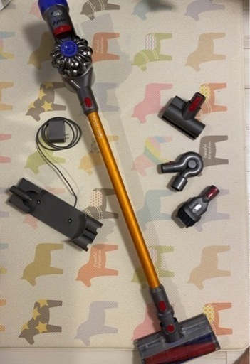 ◉dyson v8 fluffy 美品 丁寧に使っていました ダイソン