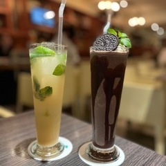 11日(金/祝)16時から横浜カフェ行ける方いますか？
