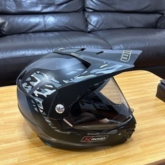 ヘルメットの画像