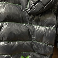 【再値下げ】hummelダウン　サイズＭの画像