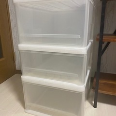 衣装ケース
