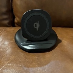 ワイヤレス充電器　タイプCコード必要です