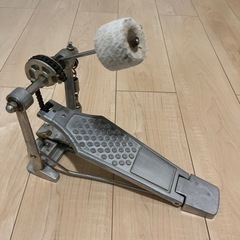 バスドラムのペダル差し上げます