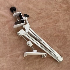 寝ながらスマホタブレットアームスタンドの画像
