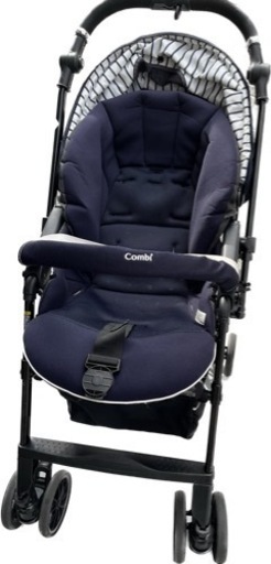 Combiベビーカー　色：ネイビー　使用期間：半年程