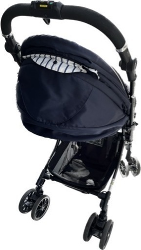 Combiベビーカー 色：ネイビー 使用期間：半年程