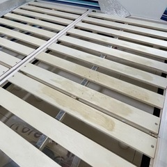 決まりました【9月中旬以降引渡し予定】スモールシングル脚付スノコベッドフレームの画像