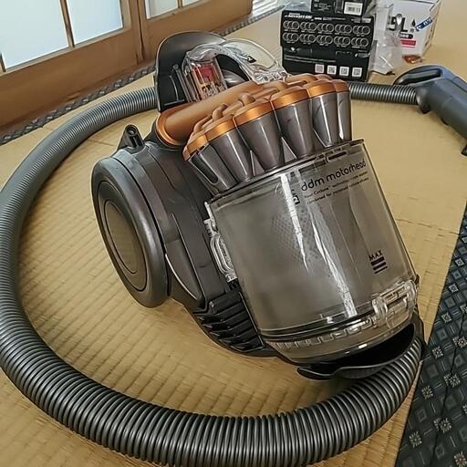 ダイソン　サイクロン掃除機