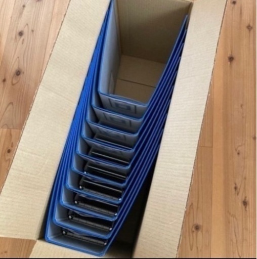 【新品未使用】TANOSEE両開きパイプ式ファイルV A4背幅100㍉青10冊セット