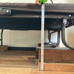 引取先決定　ニトリ　折りたたみベッド【DIYで高さ増してます】の画像