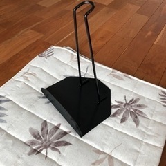マキタ掃除機用　スタンド　黒