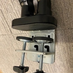 【取引中】FlexiSpot デュアルモニターアームの画像