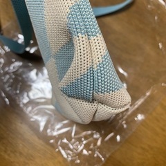 斜めがけバックの画像