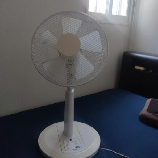 扇風機　先程まで使っていました　お値下げ可