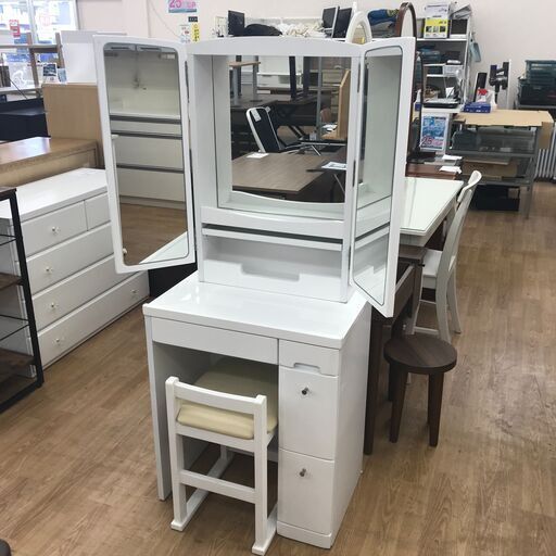 ★ジモティ割あり★  ドレッサー 白 H145×W61×D39 クリーニング済み KJ2556