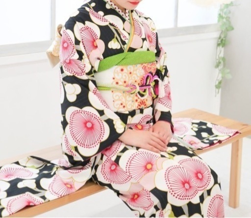 ふりふ　振袖フルセット（黒地に梅花の総柄）