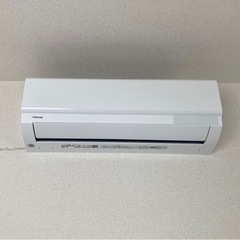 【美品】2022年製エアコン 東芝 6畳用 RAS-J221MA