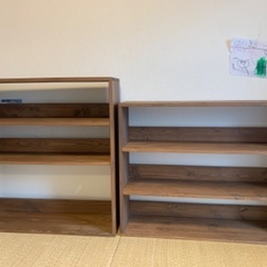 おもちゃ棚を出品します。の画像
