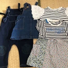 女の子夏服andスニーカー