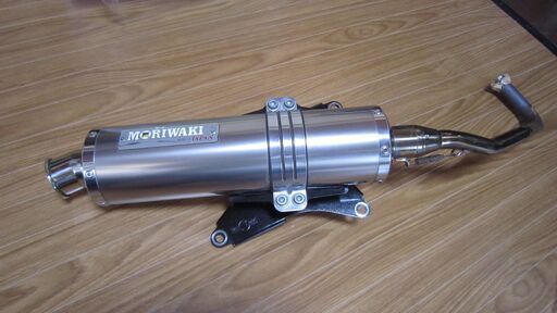 pcx１５０　ＫＦ１８Ｅ　モリワキマフラー