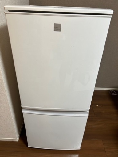 冷蔵庫　SHARP SJ-14E3