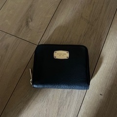 MICHAEL KORS財布